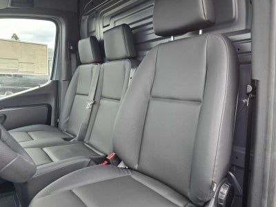 2026 Mercedes-Benz Sprinter 2500 High Roof I4 Diesel 170 RWD