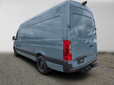 2026 Mercedes-Benz Sprinter 2500 High Roof I4 Diesel 170 RWD