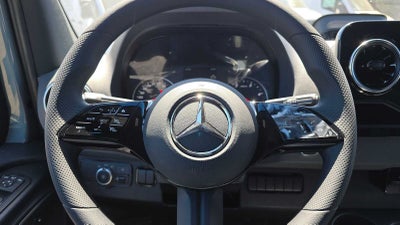 2026 Mercedes-Benz Sprinter 2500 High Roof I4 Diesel 170 RWD