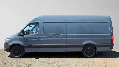 2026 Mercedes-Benz Sprinter 2500 High Roof I4 Diesel 170 RWD