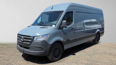 2026 Mercedes-Benz Sprinter 2500 High Roof I4 Diesel 170 RWD