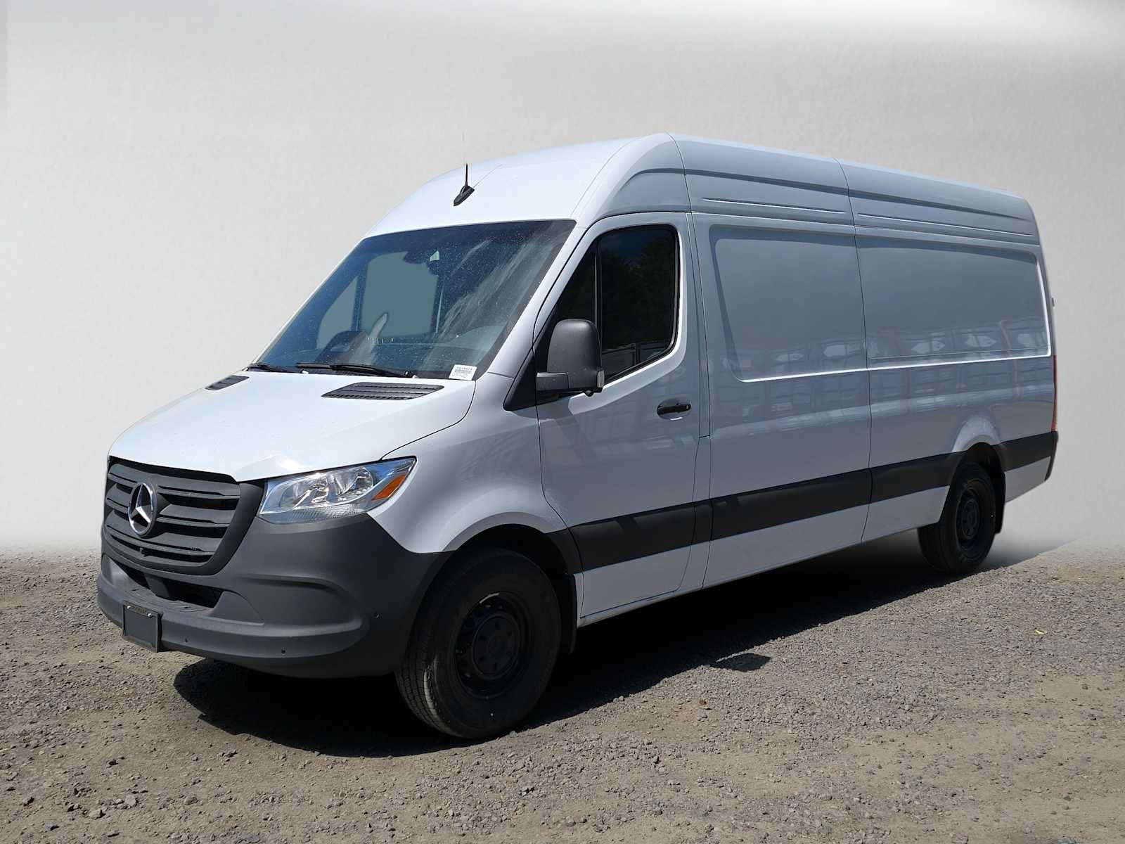 2026 Mercedes-Benz Sprinter Cargo 2500 High Roof I4 Diesel 170 RWD