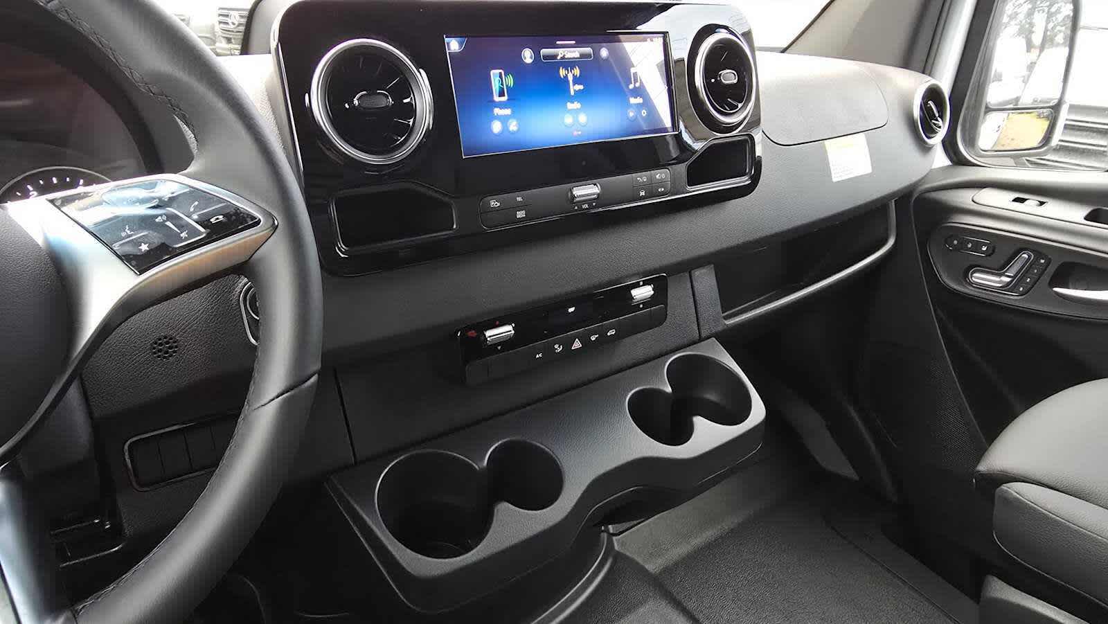 2026 Mercedes-Benz Sprinter 2500 High Roof I4 Diesel 170" RWD