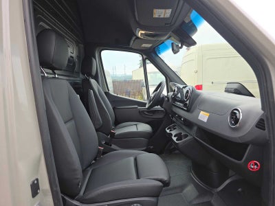 2026 Mercedes-Benz Sprinter Cargo 2500 High Roof I4 Diesel 170 RWD
