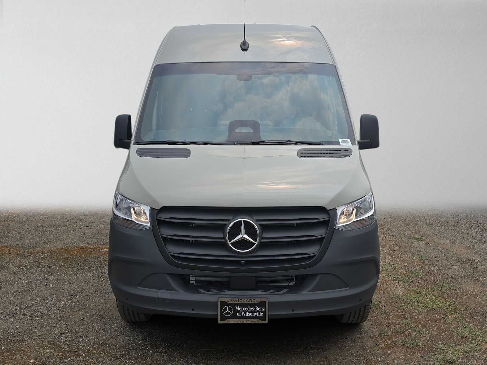 2026 Mercedes-Benz Sprinter Cargo 2500 High Roof I4 Diesel 170 RWD