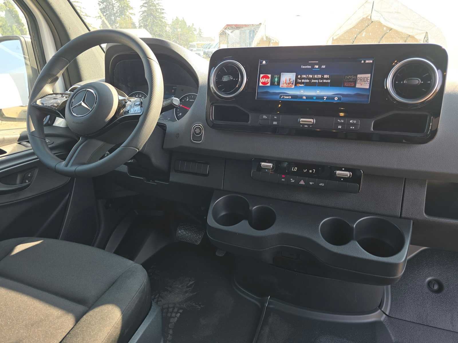 2026 Mercedes-Benz Sprinter 2500 High Roof I4 Diesel 170 RWD