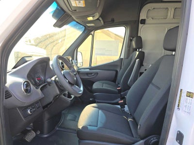 2026 Mercedes-Benz Sprinter 2500 High Roof I4 Diesel 170 RWD
