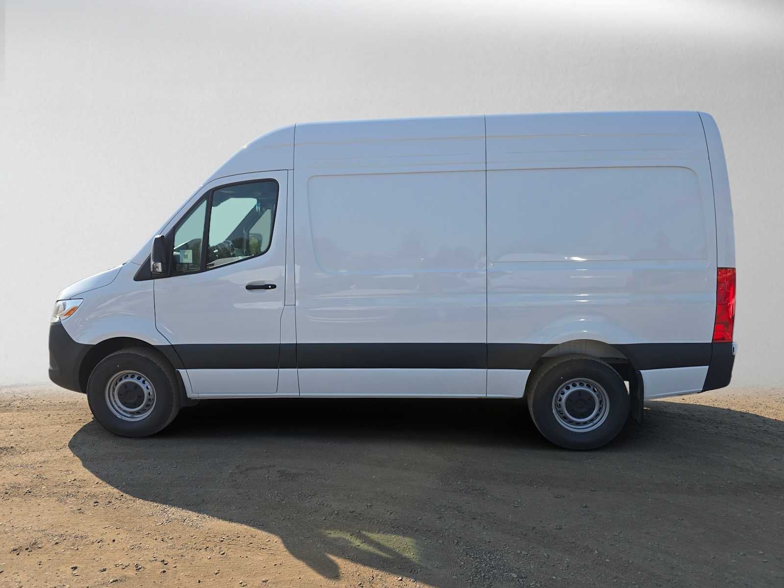 2026 Mercedes-Benz Sprinter 2500 High Roof I4 Diesel 170 RWD