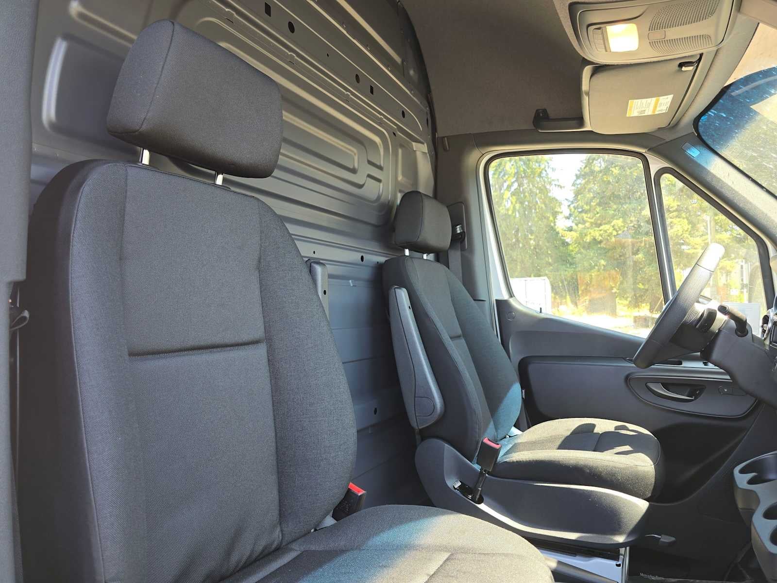 2026 Mercedes-Benz Sprinter Cargo 2500 High Roof I4 Diesel 170 RWD