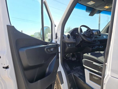 2026 Mercedes-Benz Sprinter Cargo 2500 High Roof I4 Diesel 170 RWD