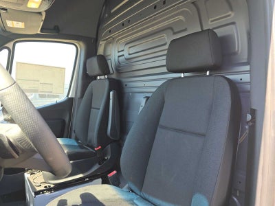 2026 Mercedes-Benz Sprinter Cargo 2500 High Roof I4 Diesel 170 RWD