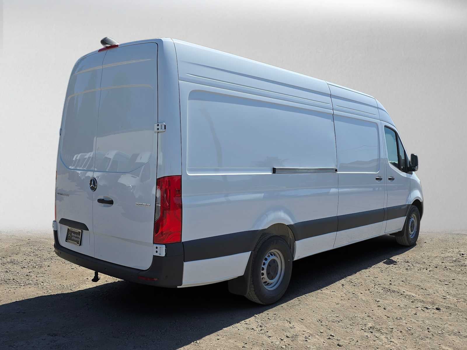 2026 Mercedes-Benz Sprinter Cargo 2500 High Roof I4 Diesel 170 RWD