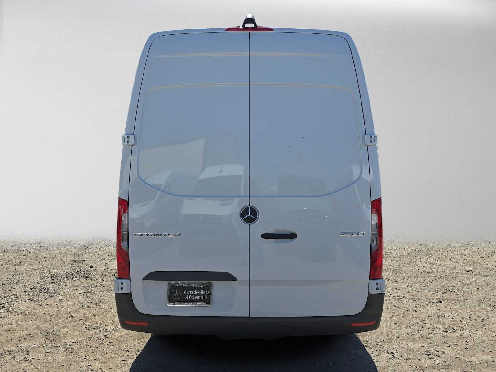 2026 Mercedes-Benz Sprinter Cargo 2500 High Roof I4 Diesel 170 RWD