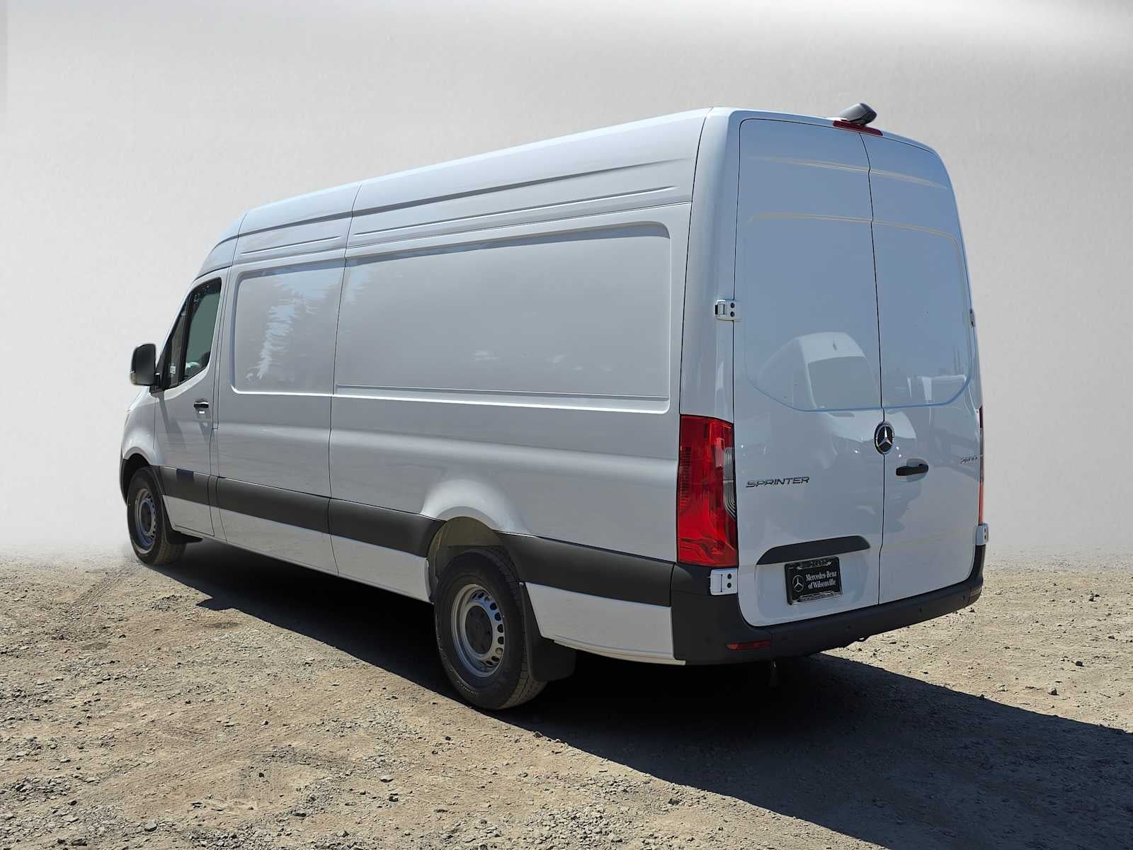 2026 Mercedes-Benz Sprinter Cargo 2500 High Roof I4 Diesel 170 RWD