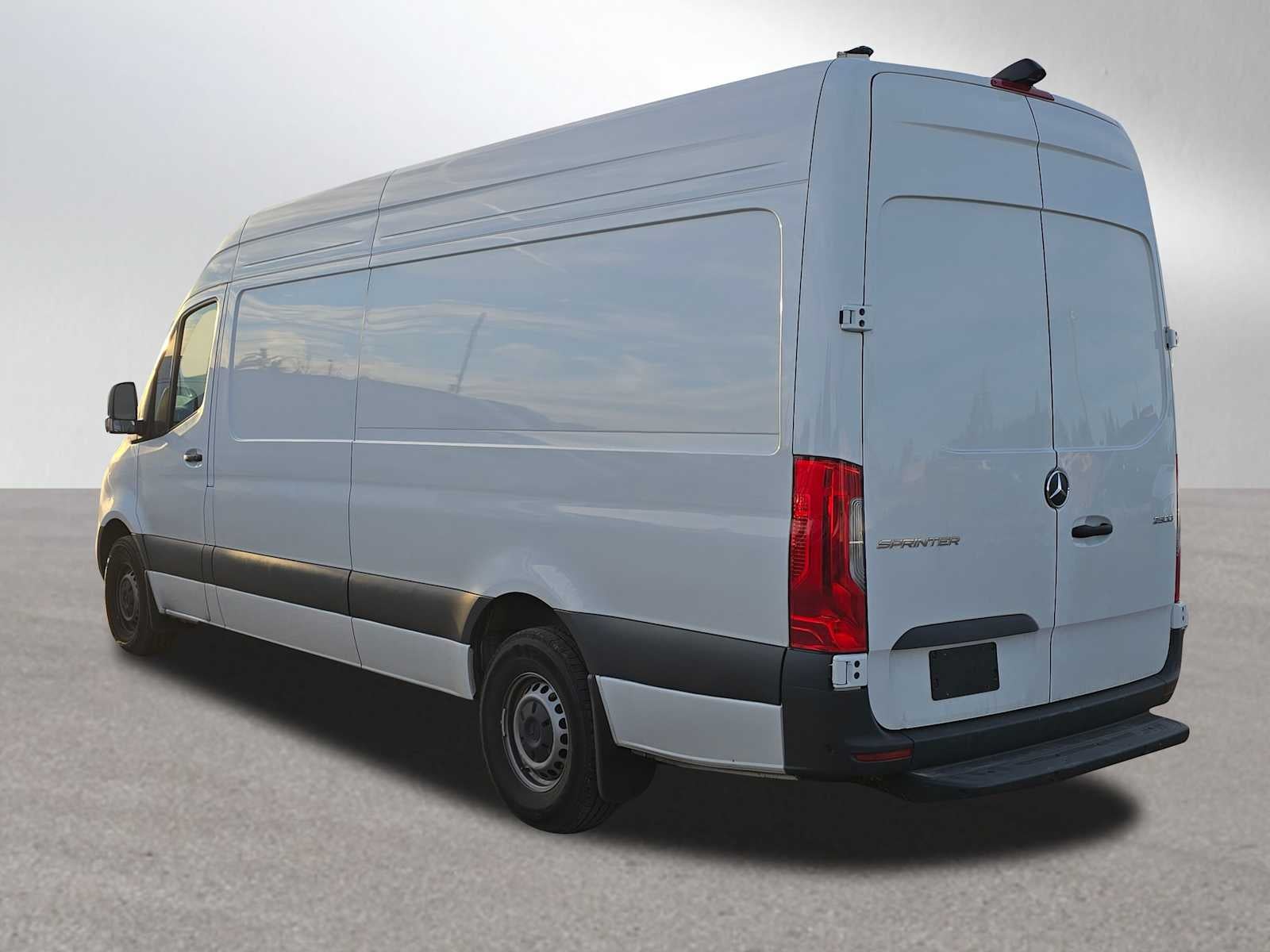 2025 Mercedes-Benz Sprinter Cargo Van 2500 High Roof I4 Diesel 170" RWD