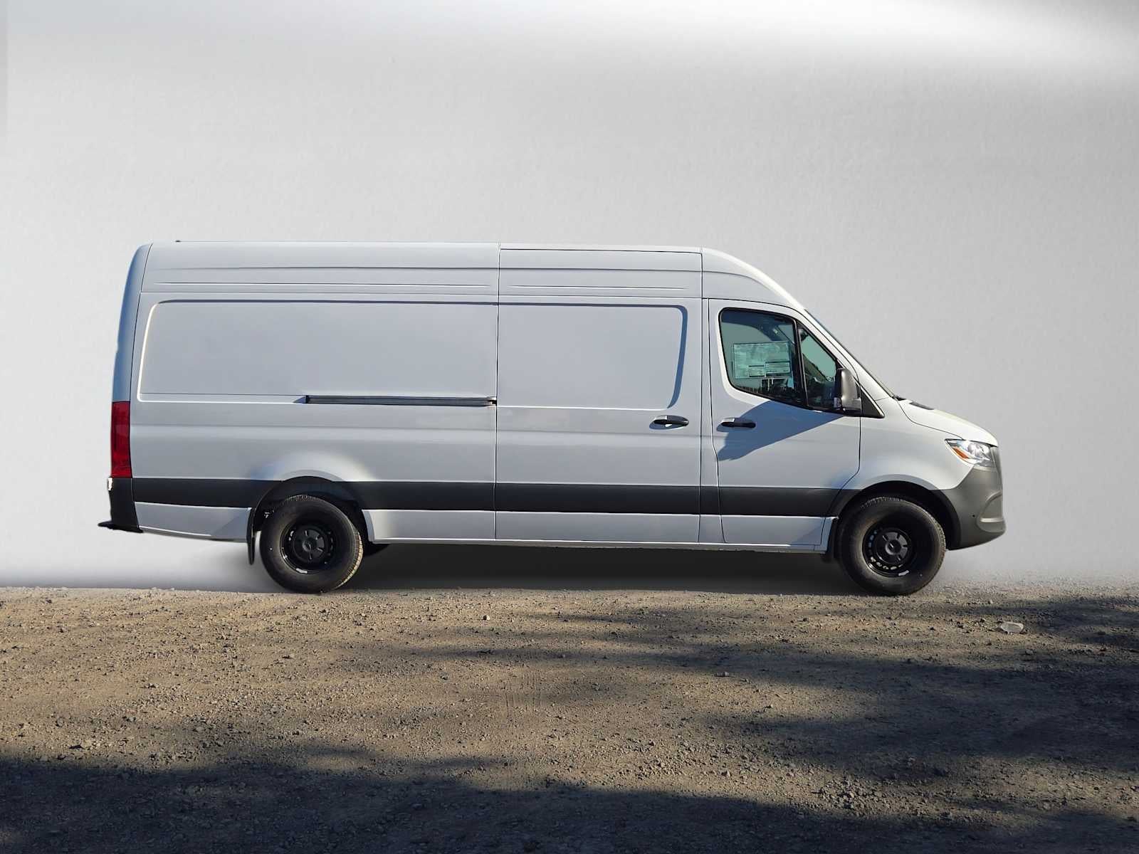 2027 Mercedes-Benz Sprinter Cargo 2500 High Roof I4 Diesel 170 RWD