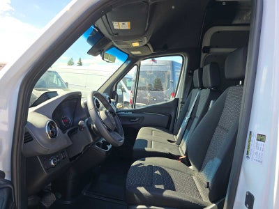 2026 Mercedes-Benz Sprinter 2500 Standard Roof I4 Diesel HO 144 RWD
