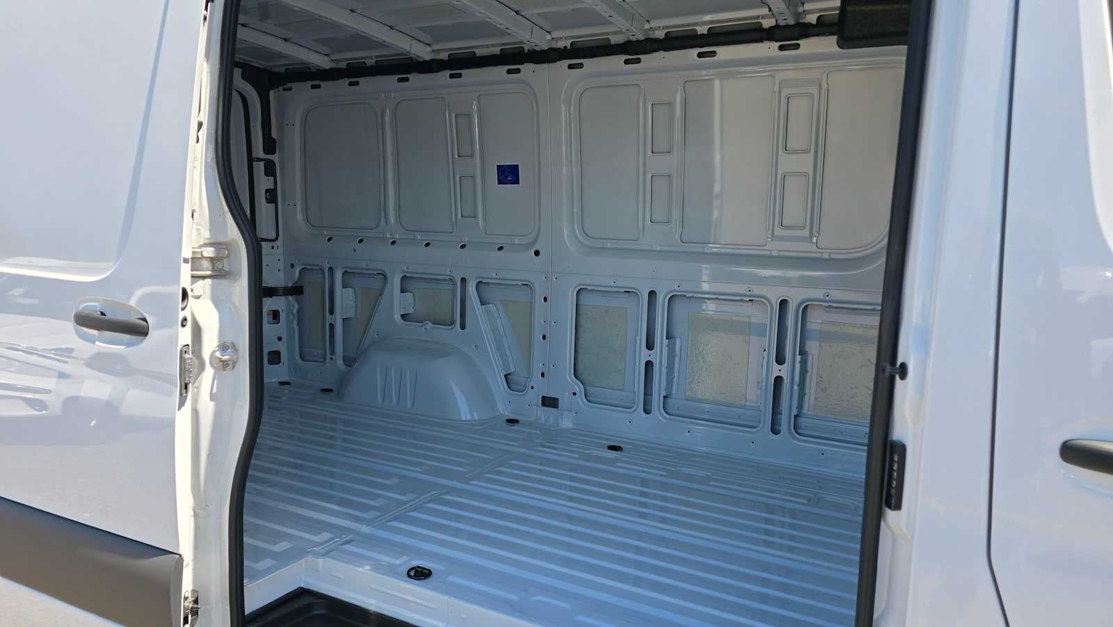 2025 Mercedes-Benz Sprinter Cargo Van 2500 Standard Roof I4 Diesel HO 144 RWD