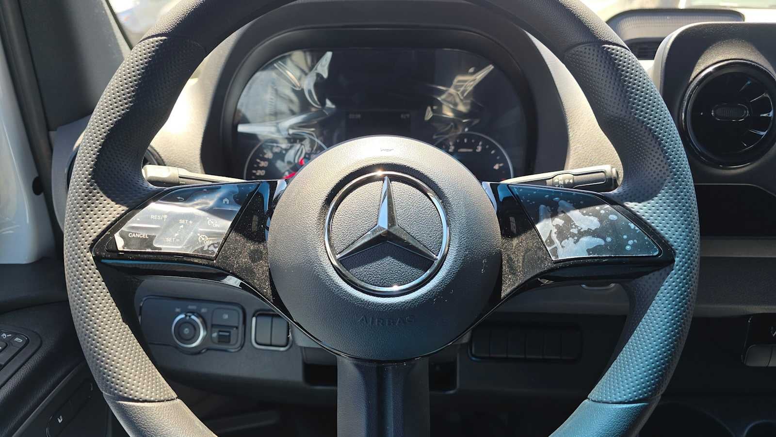 2025 Mercedes-Benz Sprinter Cargo Van 2500 Standard Roof I4 Diesel HO 144 RWD