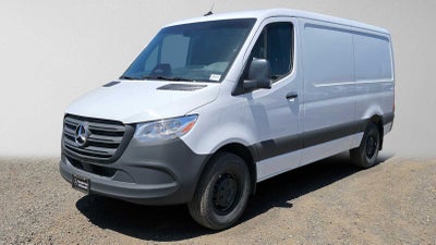 2025 Mercedes-Benz Sprinter Cargo Van 2500 Standard Roof I4 Diesel HO 144 RWD