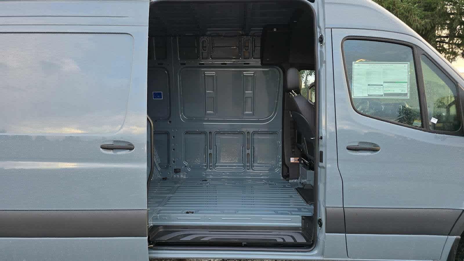 2026 Mercedes-Benz Sprinter 2500 Standard Roof I4 Diesel HO 144" AWD