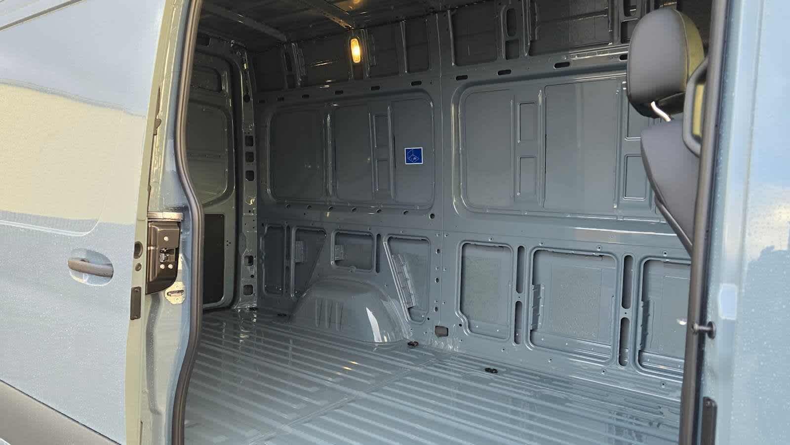 2026 Mercedes-Benz Sprinter 2500 Standard Roof I4 Diesel HO 144" AWD