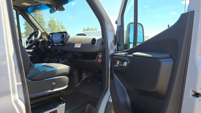 2026 Mercedes-Benz Sprinter 2500 Standard Roof I4 Diesel HO 144 AWD