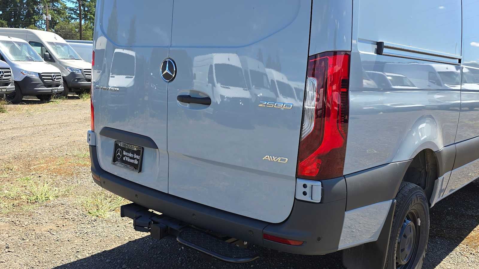 2026 Mercedes-Benz Sprinter 2500 Standard Roof I4 Diesel HO 144 AWD