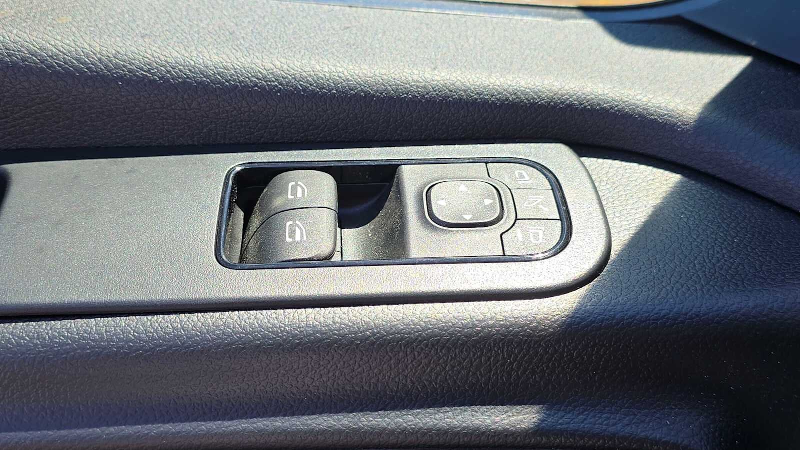 2026 Mercedes-Benz Sprinter 2500 Standard Roof I4 Diesel HO 144 AWD