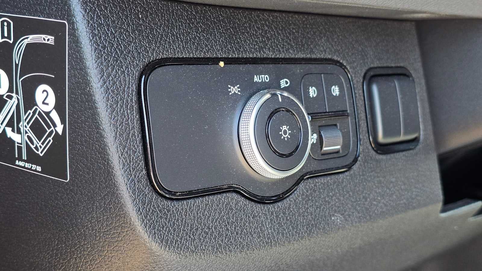 2026 Mercedes-Benz Sprinter 2500 Standard Roof I4 Diesel HO 144 AWD