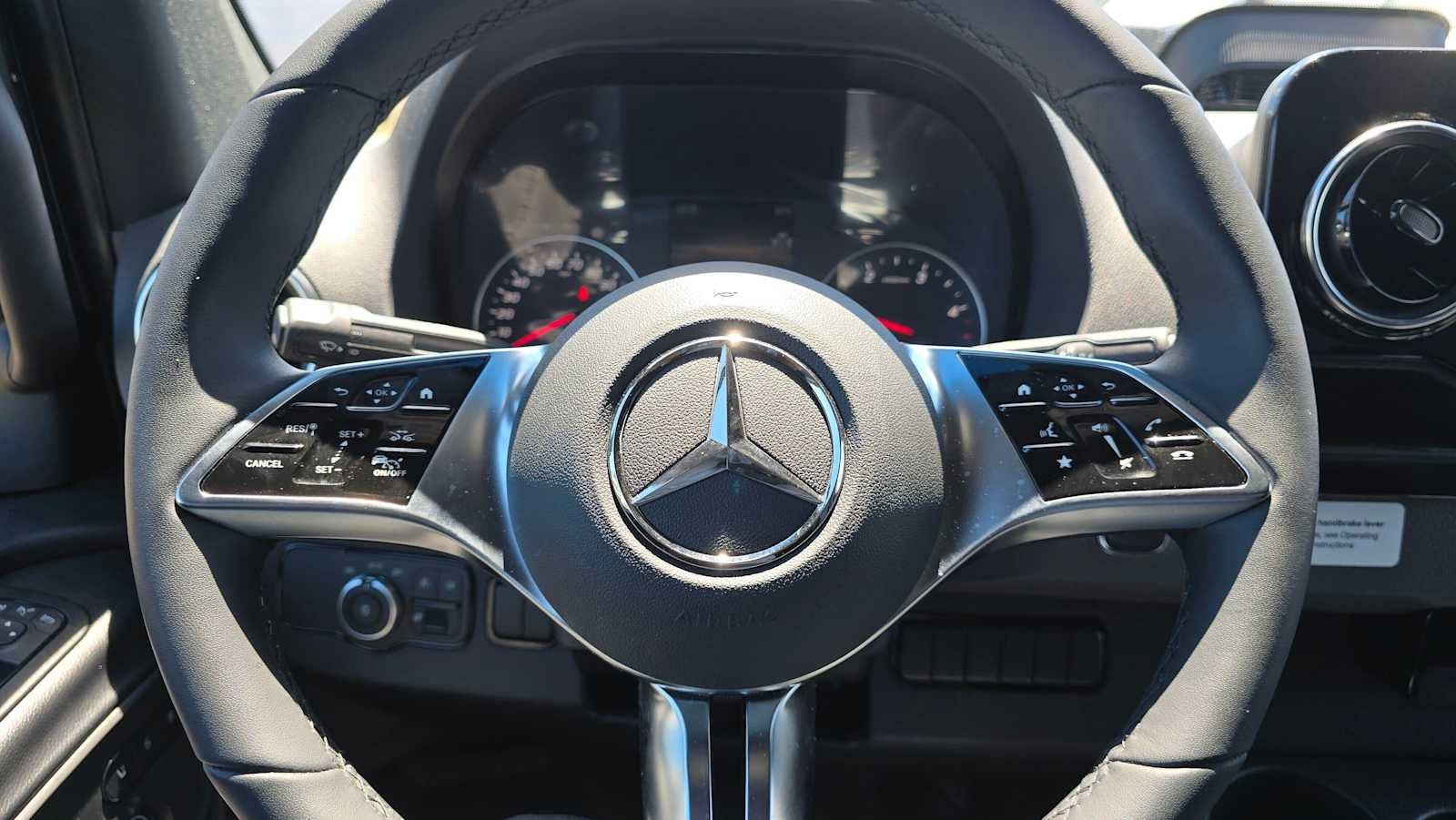 2026 Mercedes-Benz Sprinter 2500 Standard Roof I4 Diesel HO 144 AWD