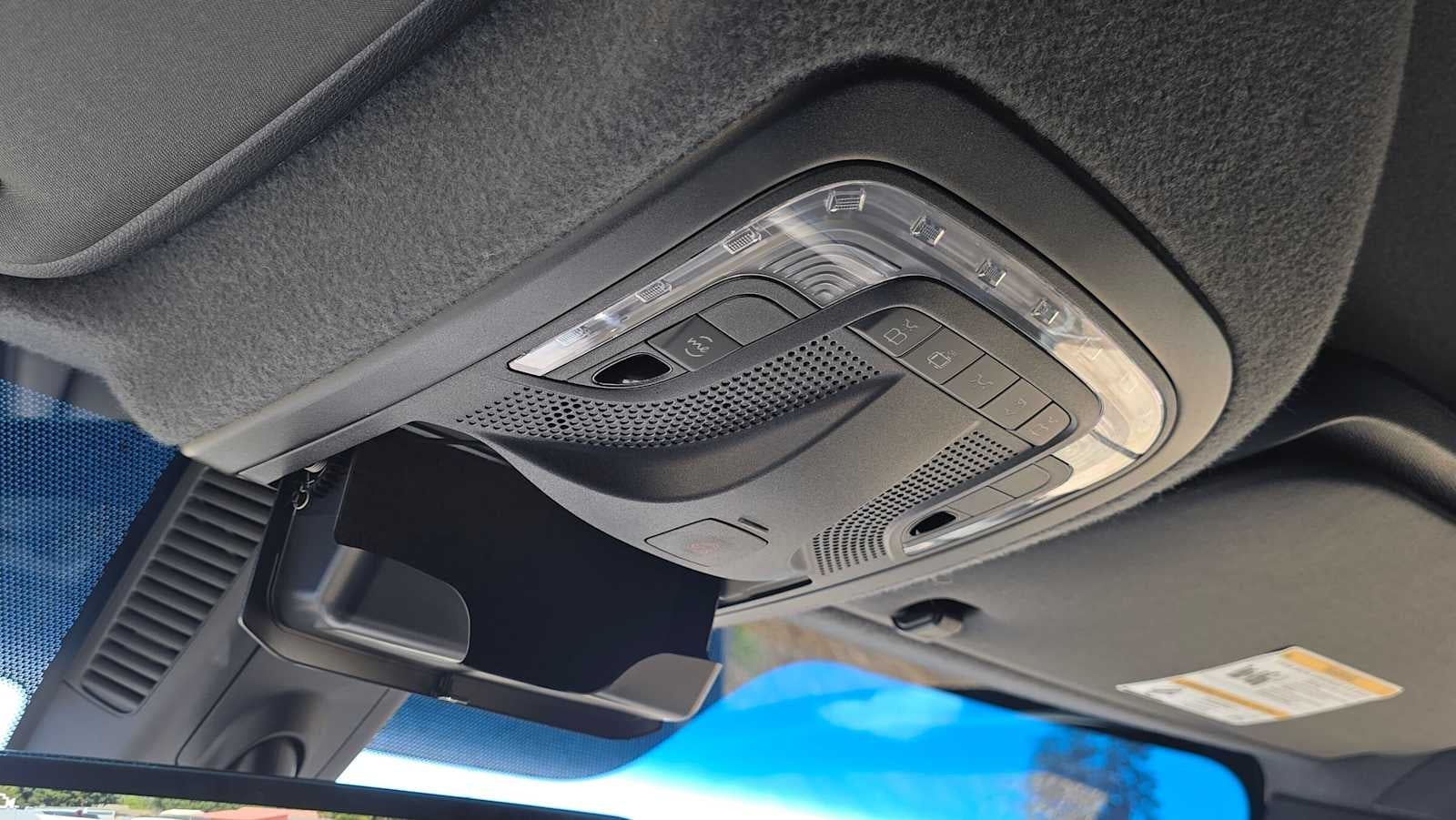 2026 Mercedes-Benz Sprinter 2500 Standard Roof I4 Diesel HO 144 AWD