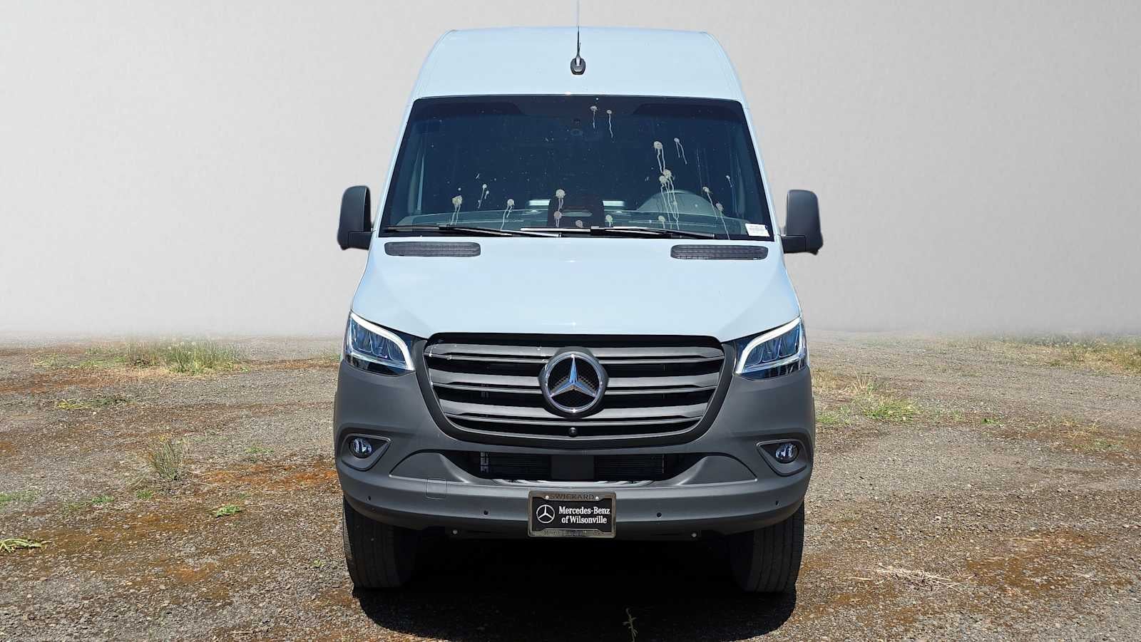 2026 Mercedes-Benz Sprinter 2500 Standard Roof I4 Diesel HO 144 AWD