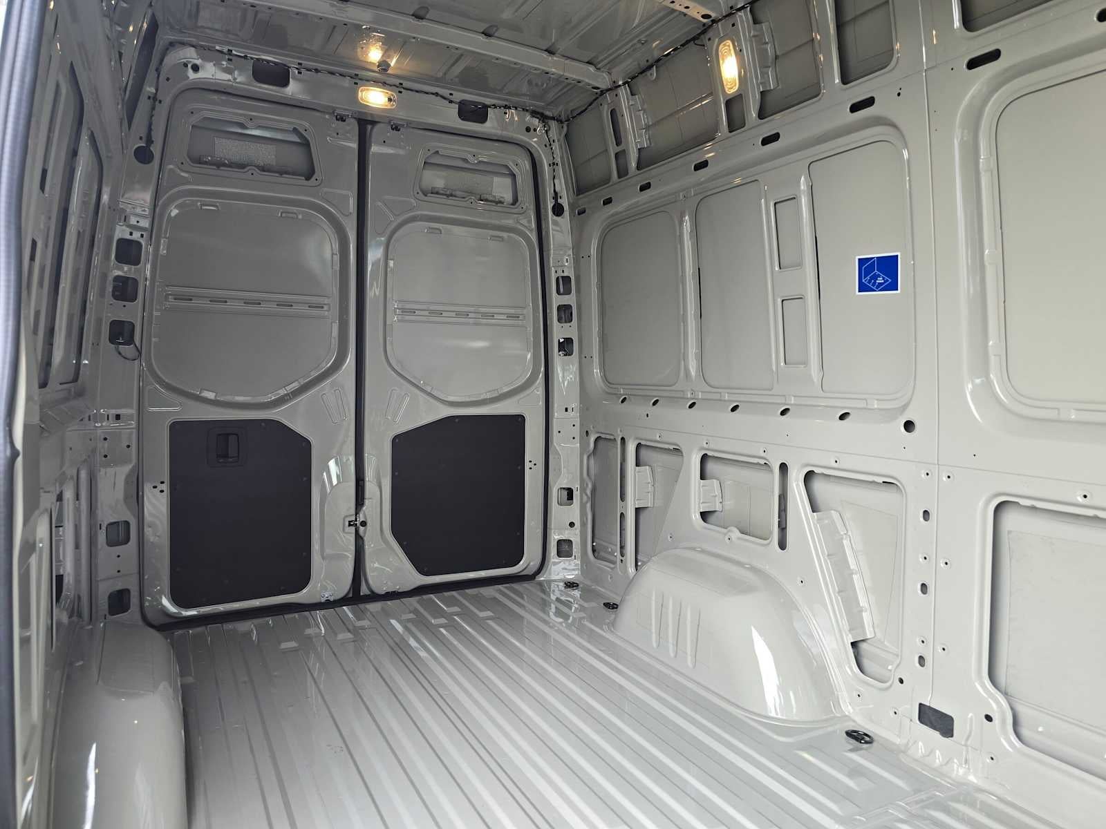 2026 Mercedes-Benz Sprinter Cargo 2500 Standard Roof I4 Diesel HO 144 AWD