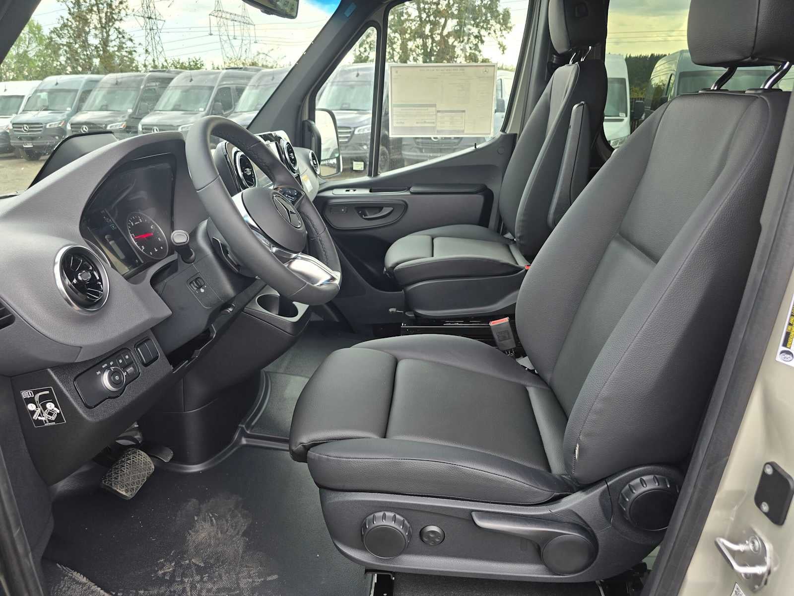 2026 Mercedes-Benz Sprinter Cargo 2500 Standard Roof I4 Diesel HO 144 AWD
