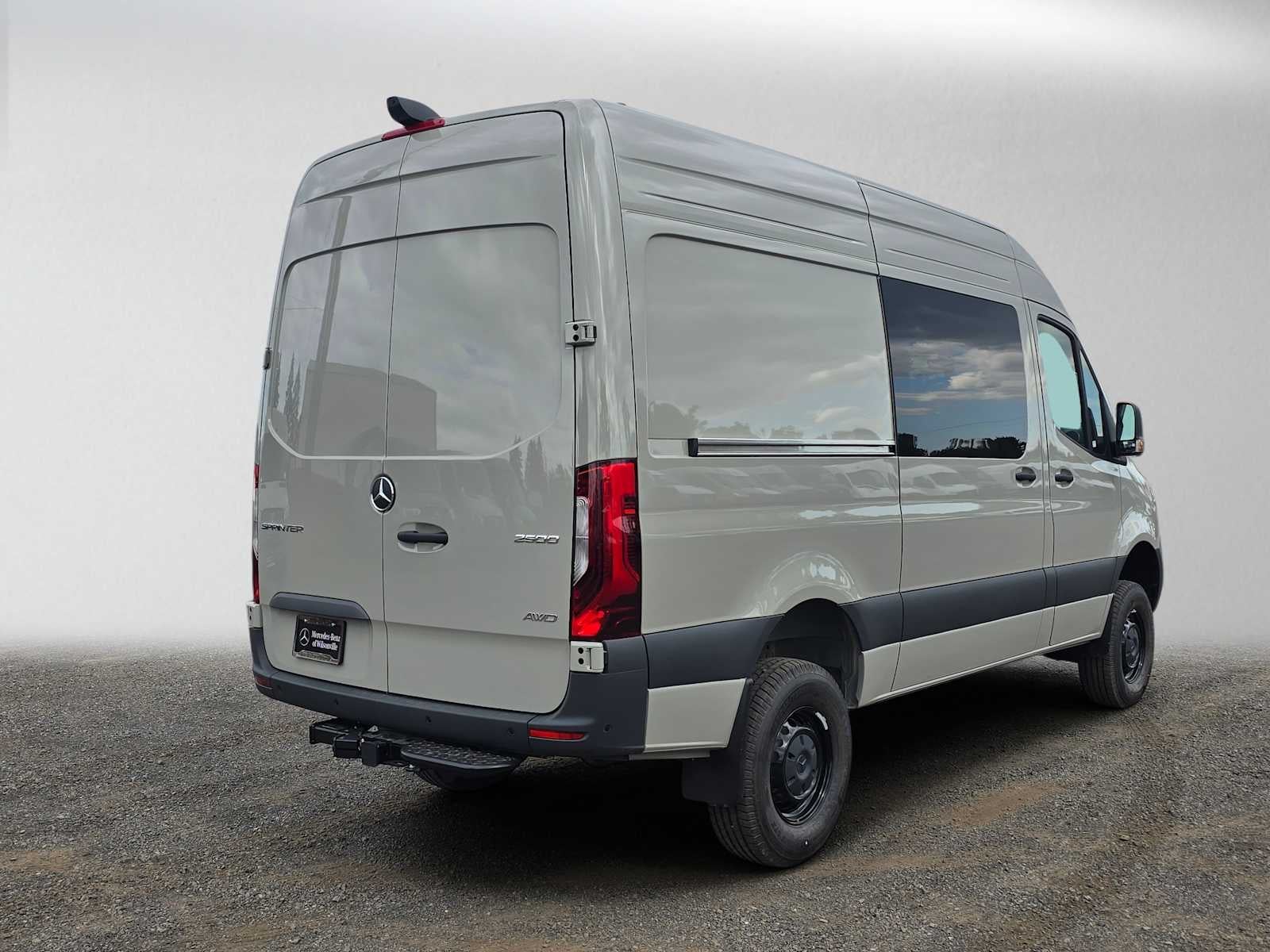 2026 Mercedes-Benz Sprinter Cargo 2500 Standard Roof I4 Diesel HO 144 AWD