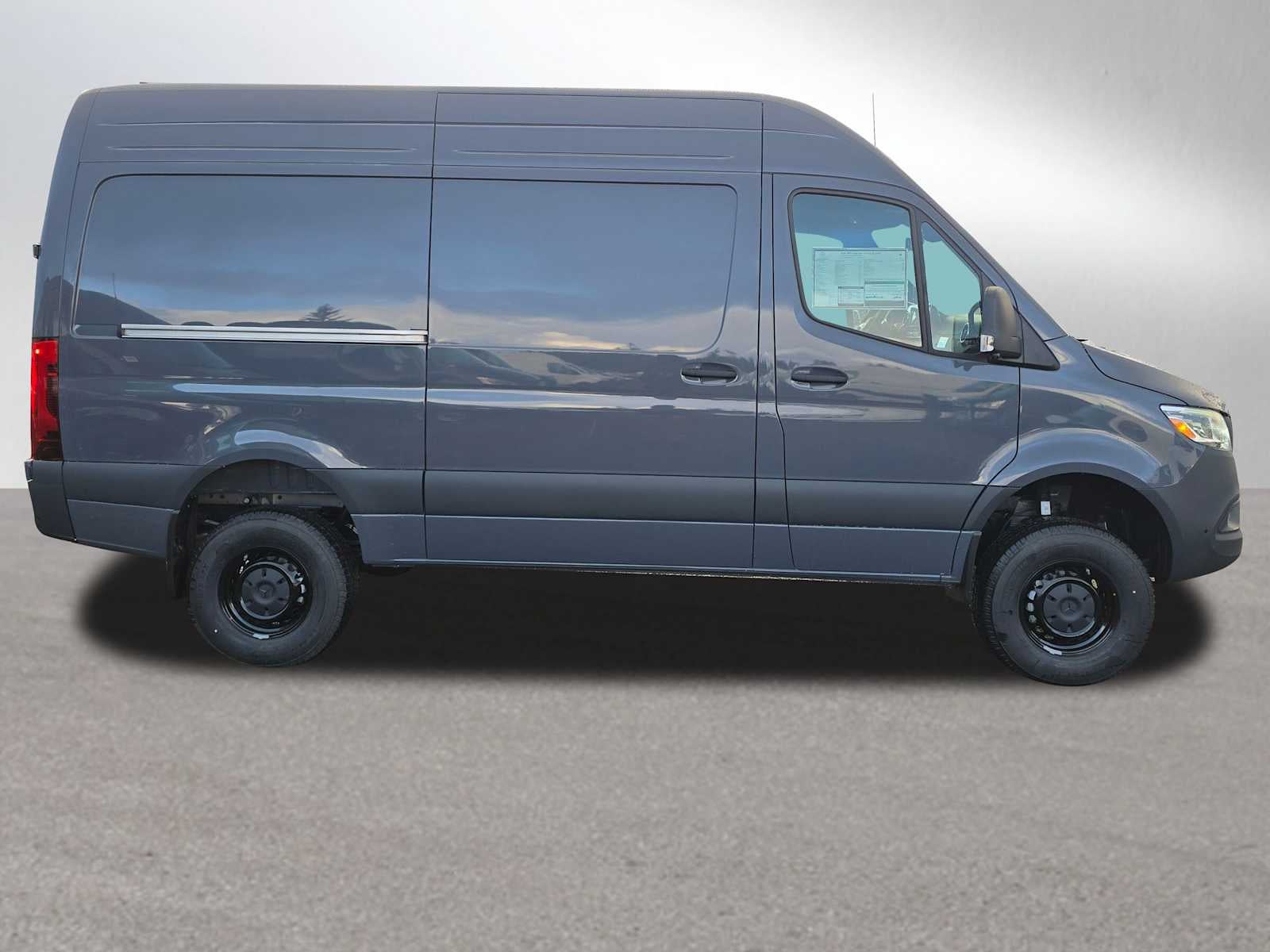 2026 Mercedes-Benz Sprinter 2500 Standard Roof I4 Diesel HO 144" AWD