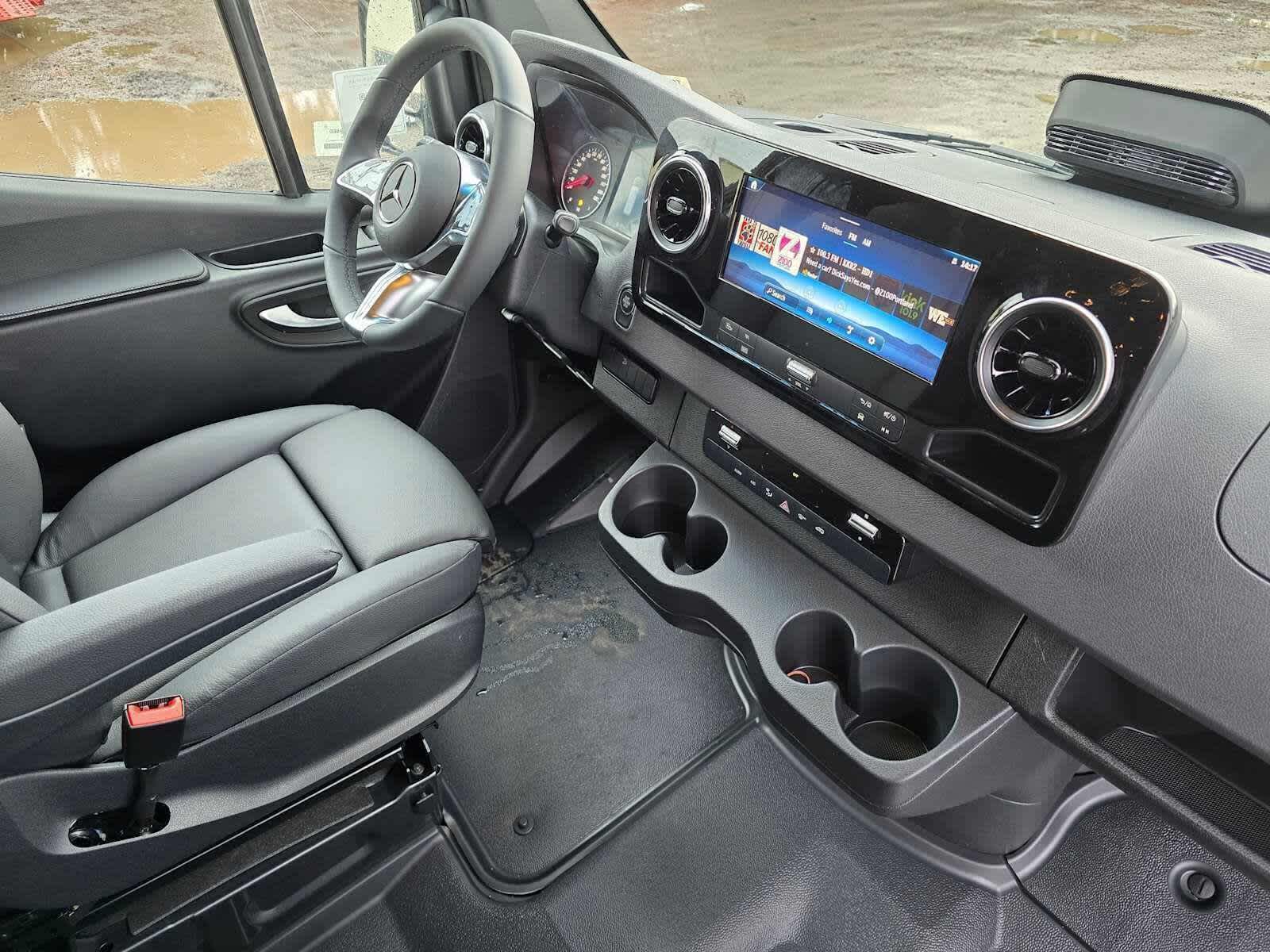 2026 Mercedes-Benz Sprinter 2500 Standard Roof I4 Diesel HO 144" AWD