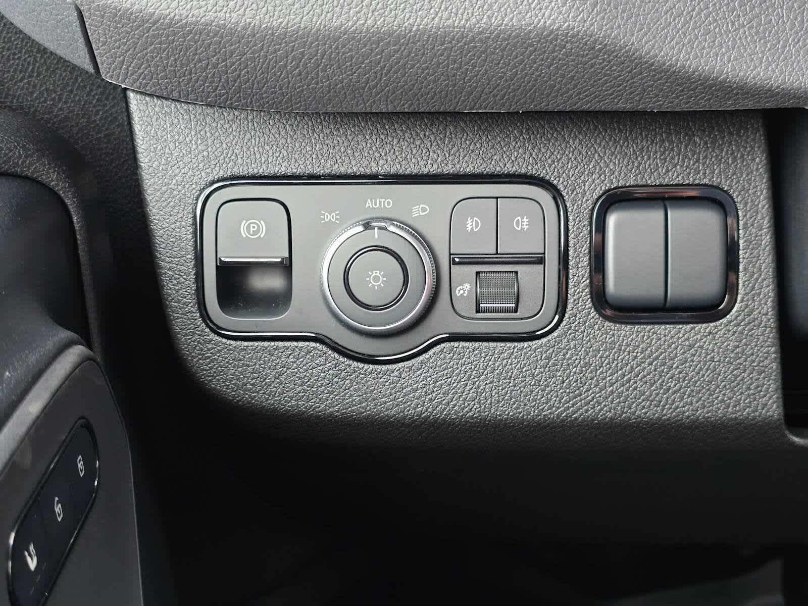 2026 Mercedes-Benz Sprinter 2500 Standard Roof I4 Diesel HO 144" AWD