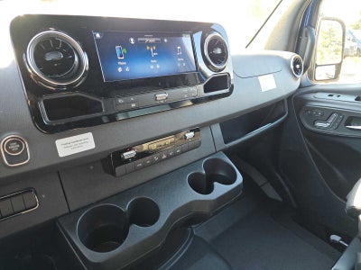 2026 Mercedes-Benz Sprinter 2500 Standard Roof I4 Diesel HO 144 AWD