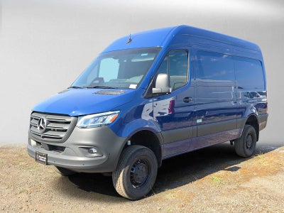 2026 Mercedes-Benz Sprinter 2500 Standard Roof I4 Diesel HO 144 AWD