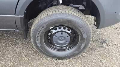 2026 Mercedes-Benz Sprinter 2500 Standard Roof I4 Diesel HO 144 AWD