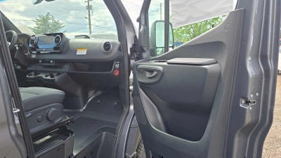 2026 Mercedes-Benz Sprinter 2500 Standard Roof I4 Diesel HO 144 AWD