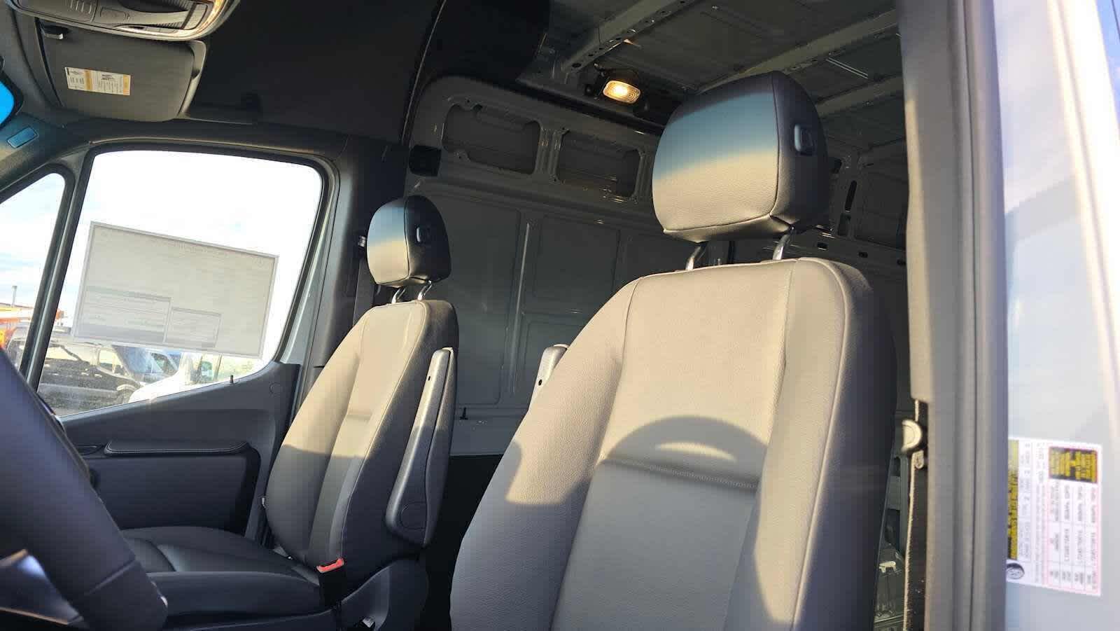2026 Mercedes-Benz Sprinter 2500 Standard Roof I4 Diesel HO 144" AWD