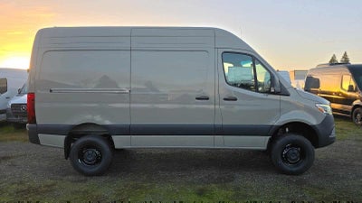 2026 Mercedes-Benz Sprinter 2500 Standard Roof I4 Diesel HO 144 AWD