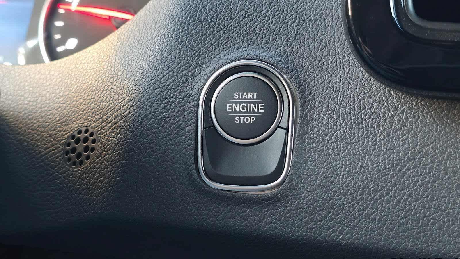 2026 Mercedes-Benz Sprinter 2500 Standard Roof I4 Diesel HO 144 AWD