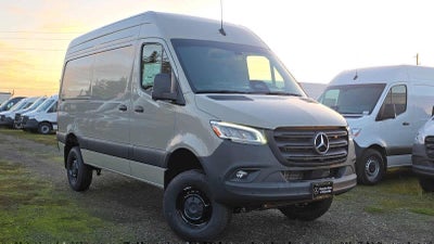 2026 Mercedes-Benz Sprinter 2500 Standard Roof I4 Diesel HO 144 AWD