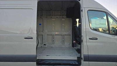 2026 Mercedes-Benz Sprinter 2500 Standard Roof I4 Diesel HO 144 AWD