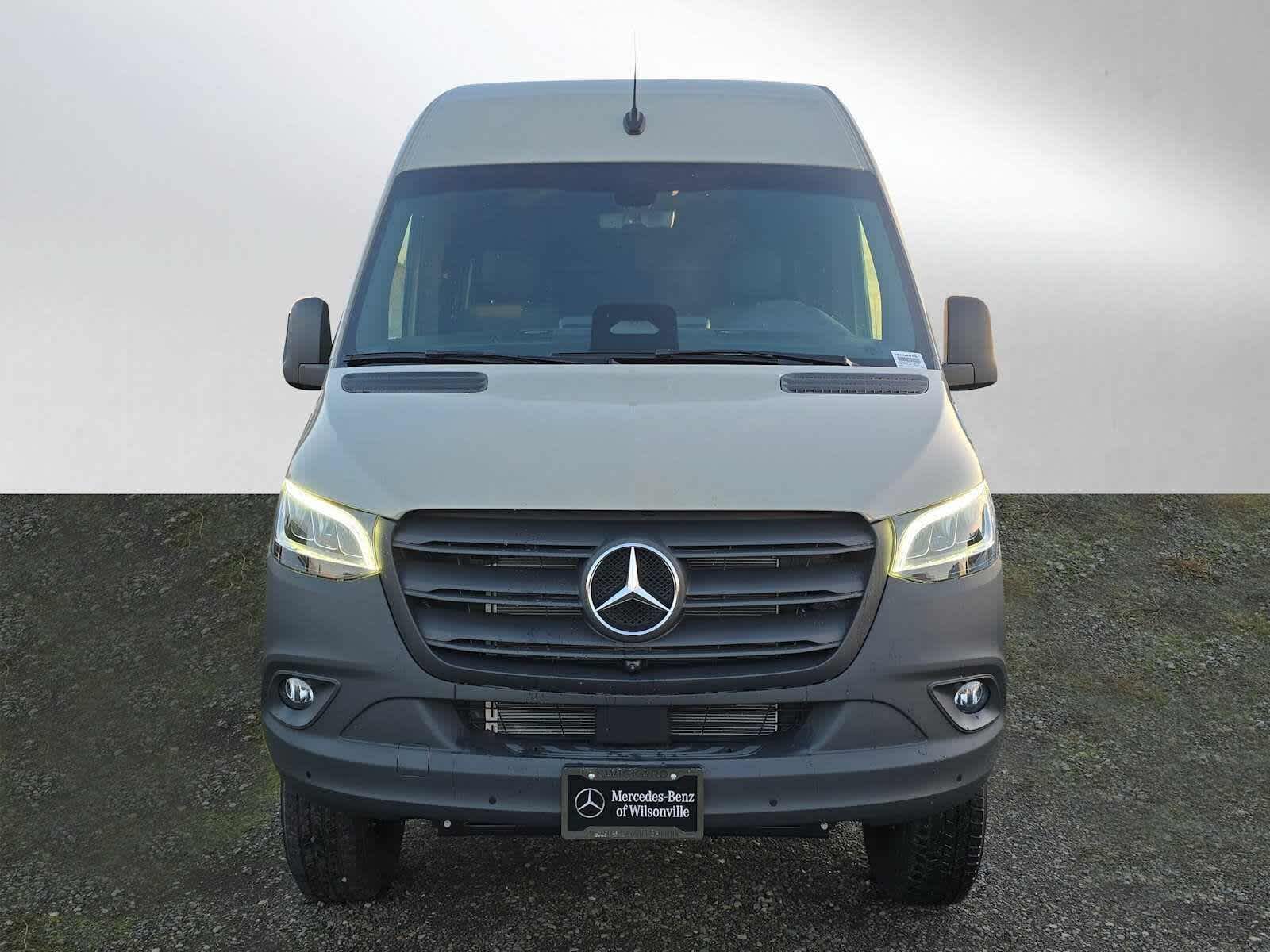 2026 Mercedes-Benz Sprinter 2500 Standard Roof I4 Diesel HO 144 AWD