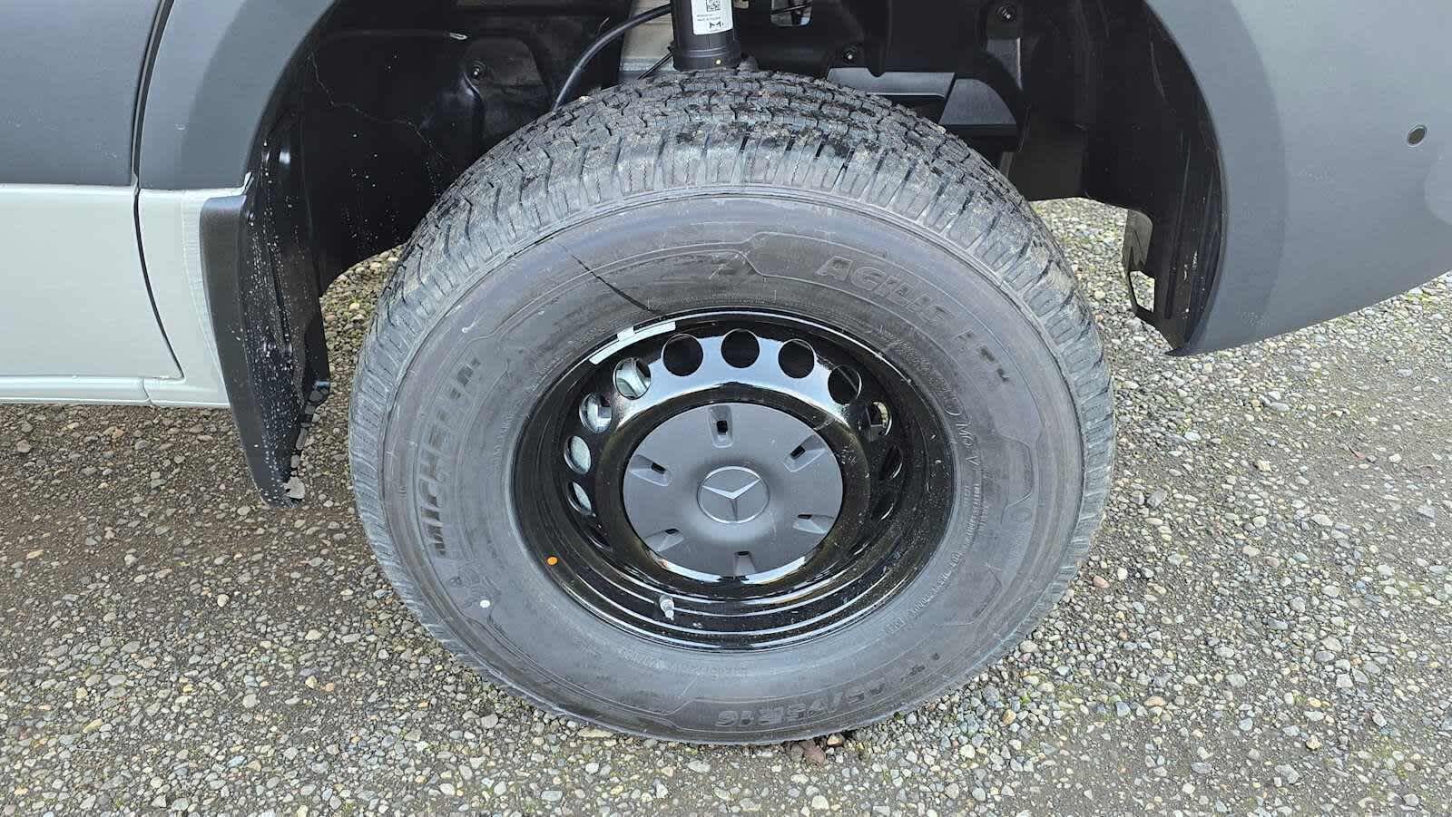 2026 Mercedes-Benz Sprinter 2500 Standard Roof I4 Diesel HO 144 AWD